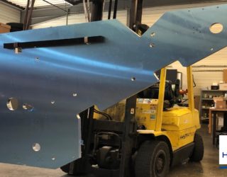 FRAISAGE & DECOUPE CN DE PLAQUE EN ALUMINIUM POUR MACHINE SPECIALE